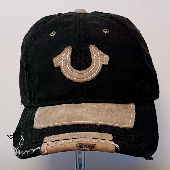 VTG True Religion - 2 Chainz - Leather Snap Back - Picture 1 of 11